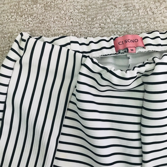 Black & white Stripe Shorts - Picture 2 of 3